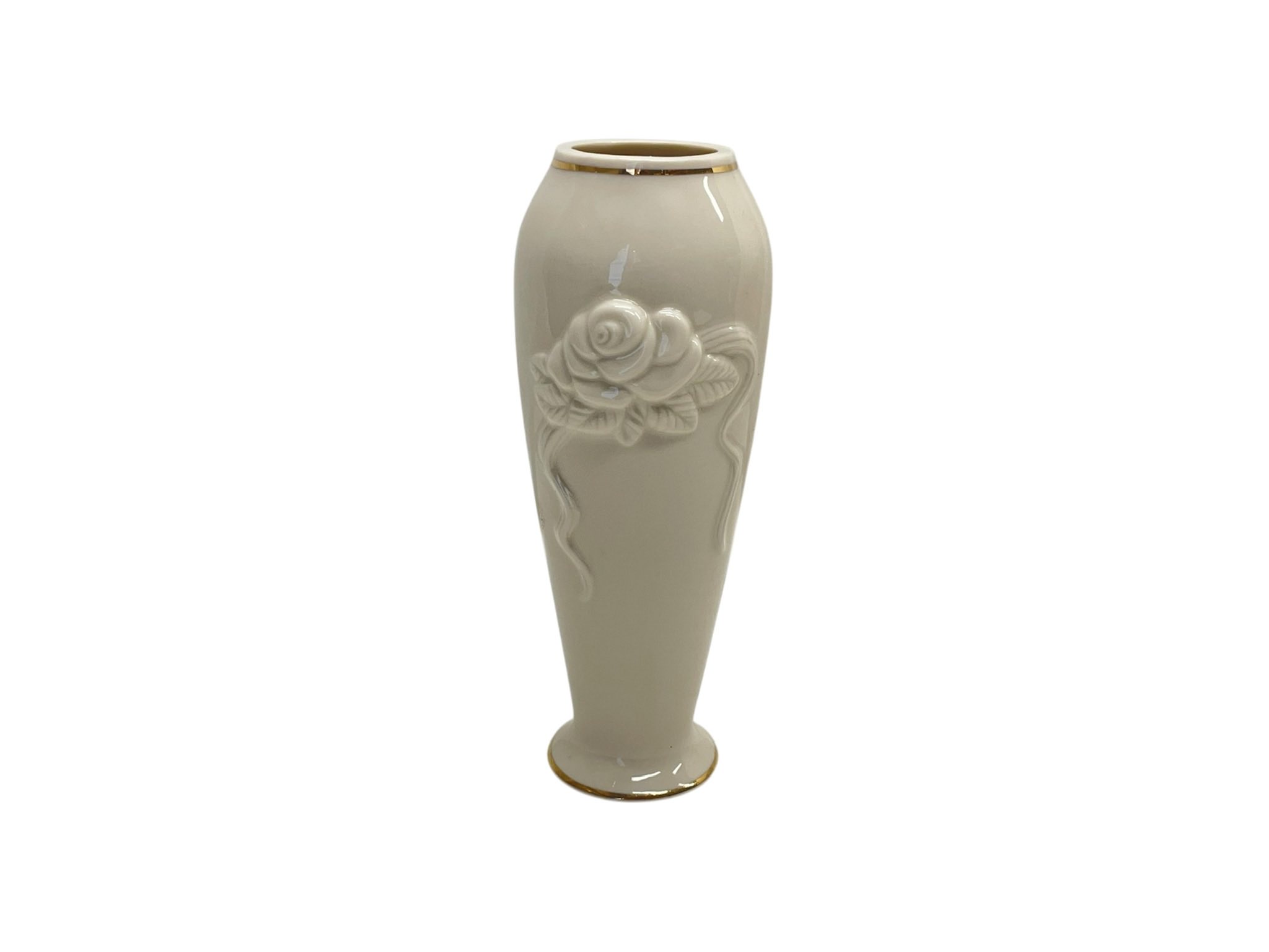 Background removed and centered vase